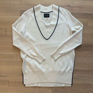 AYR V-Neck Sweater